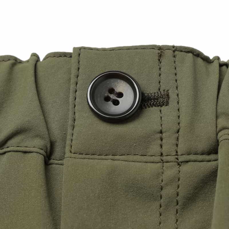 BARNEYS NEW YORK ウォッシャブル タック入りワイドパンツ KHAKI