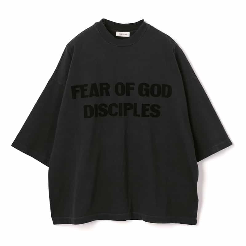 FEAR OF GOD＜フィア オブ ゴッド＞ ヴィンテージ加工ロゴ入りTシャツ