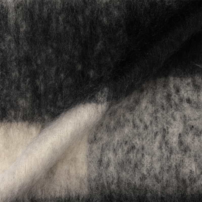 BARNEYS NEW YORK チェック柄フリンジスカーフ BLACK