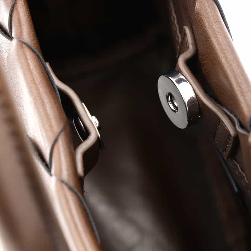 BARNEYS NEW YORK メッシュ編みミニトートバッグ BROWN