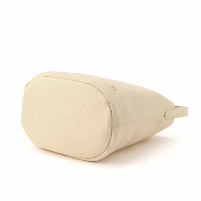 BARNEYS NEW YORK ワンハンドル ミニショルダーバッグ IVORY