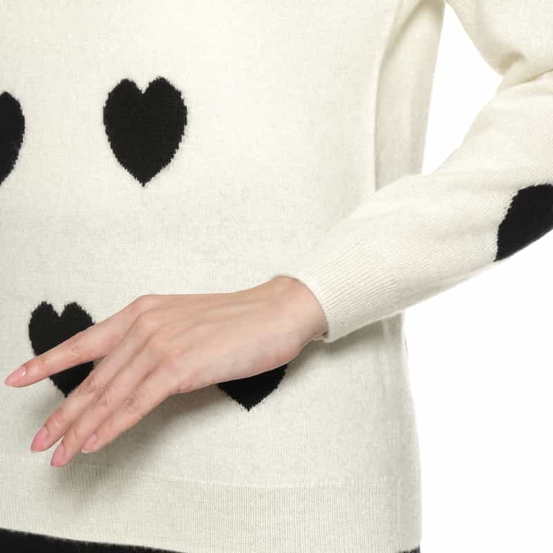 BARNEYS NEW YORK カシミヤ ハート柄ニットプルオーバー WHITE