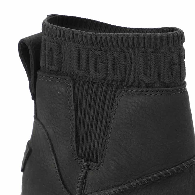 UGG(R) UGG AUSTRALIA ＜アグ オーストラリア＞ チェルシーブーツ “MOXY CHELSEA“ BLACK