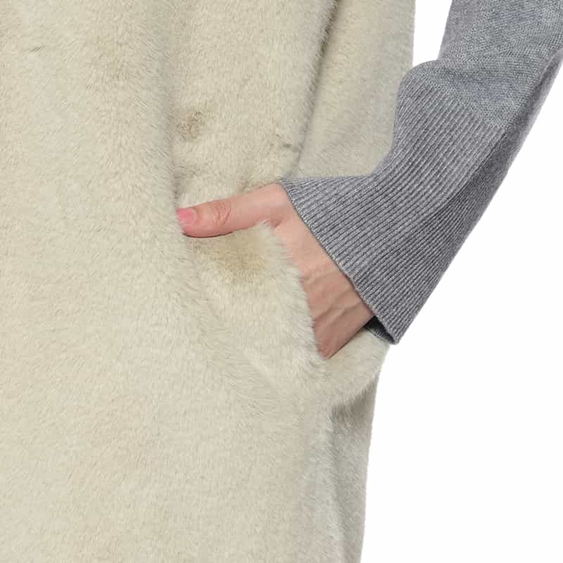 BARNEYS NEW YORK フェイクファー フーデッドロングジレ BEIGE