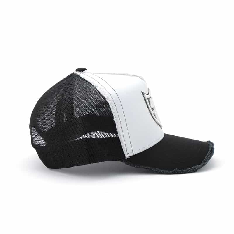 YOSHINORI KOTAKE DESIGN YOSHINORI KOTAKE DESIGN＜ヨシノリ コタケ デザイン＞ ベースボールキャップ WHITE