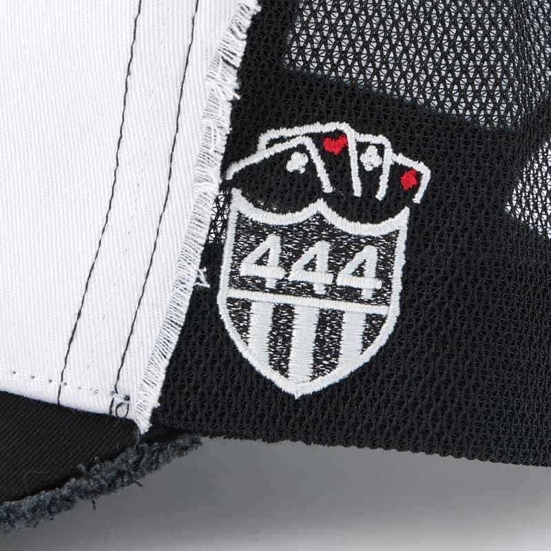 YOSHINORI KOTAKE DESIGN YOSHINORI KOTAKE DESIGN＜ヨシノリ コタケ デザイン＞ ベースボールキャップ WHITE