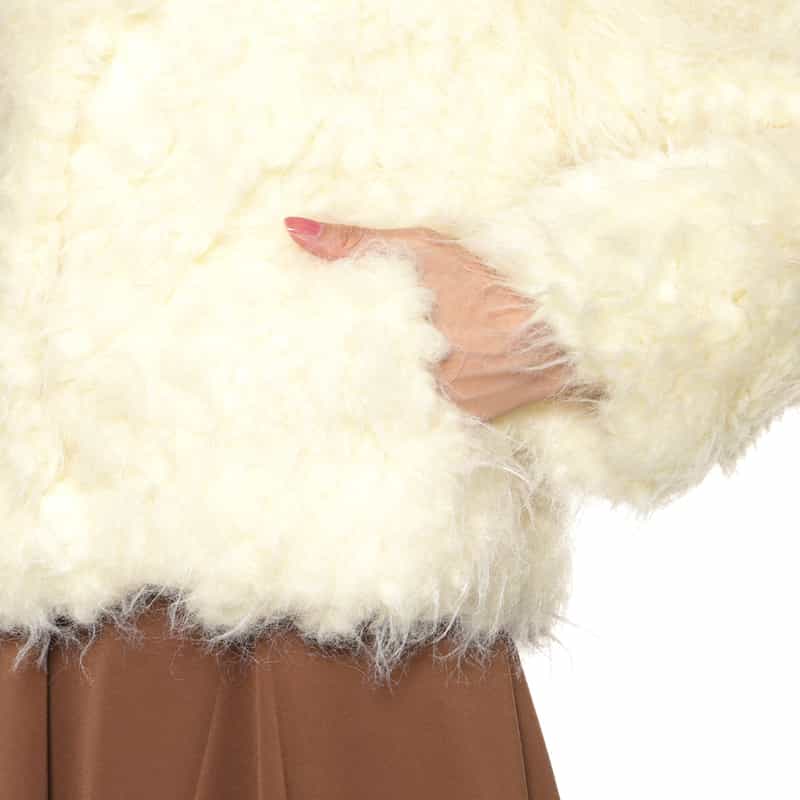 BARNEYS NEW YORK フェイクファー ノーカラージャケット IVORY