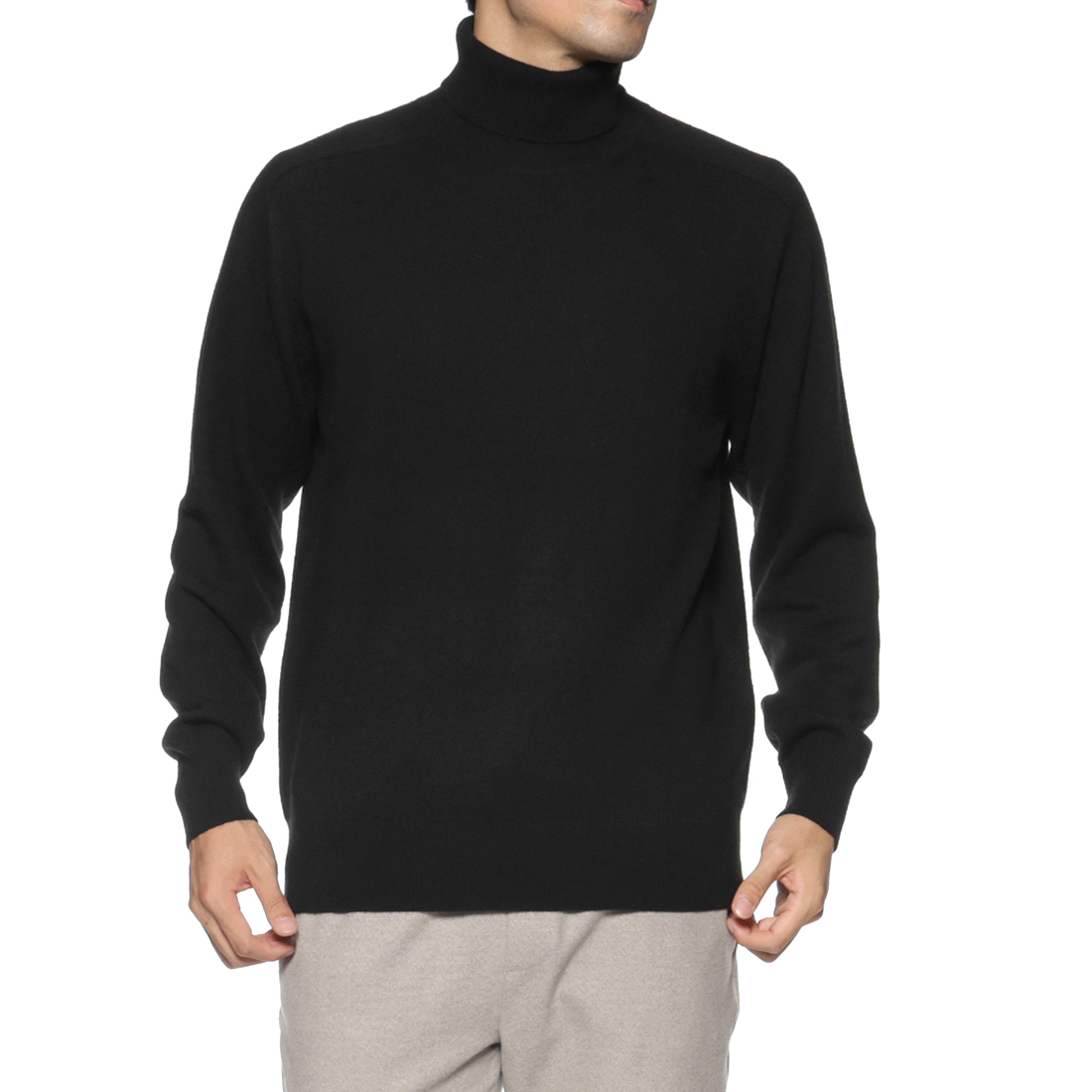 カシミヤ  タートルネックニットプルオーバー