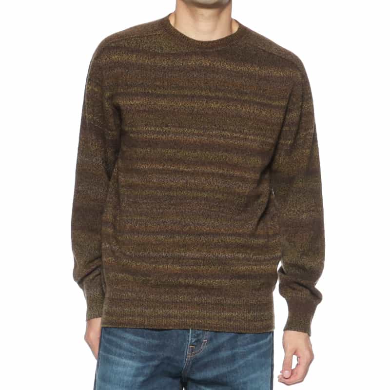 クルーネックニットプルオーバー