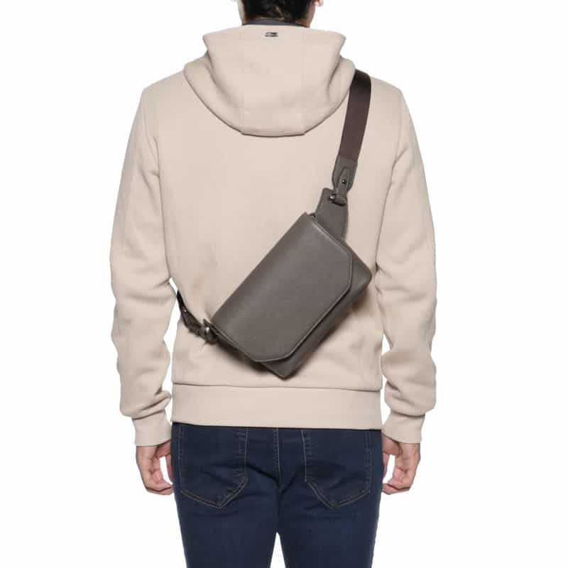 ETIAM ETIAM＜エティアム＞ ボディバッグ GRAY