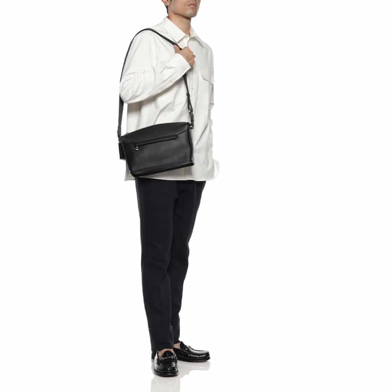 ETIAM ETIAM＜エティアム＞ ショルダーバッグ BLACK