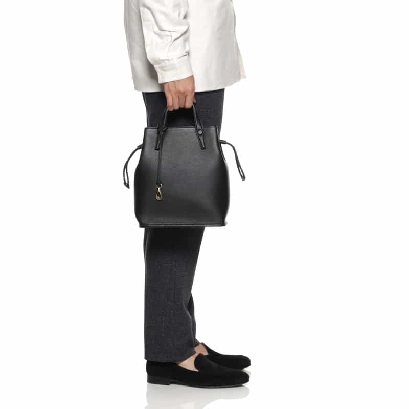 ETIAM ETIAM＜エティアム＞ 巾着型ショルダーバッグ BLACK