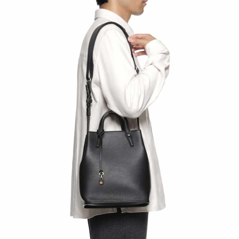 ETIAM ETIAM＜エティアム＞ 巾着型ショルダーバッグ BLACK