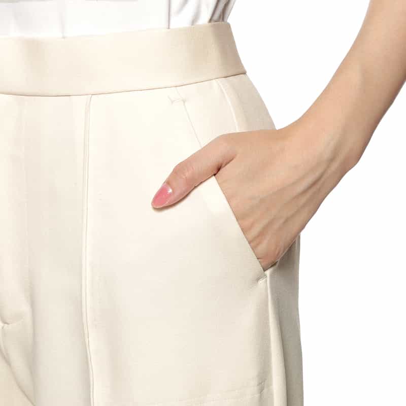 BARNEYS NEW YORK セットアップ パーフェクトジャージー素材パンツ IVORY