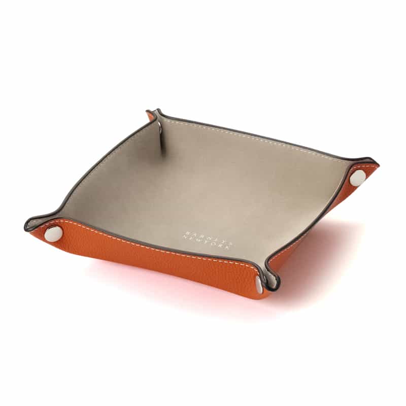 BARNEYS NEW YORK レザートレイ ORANGE