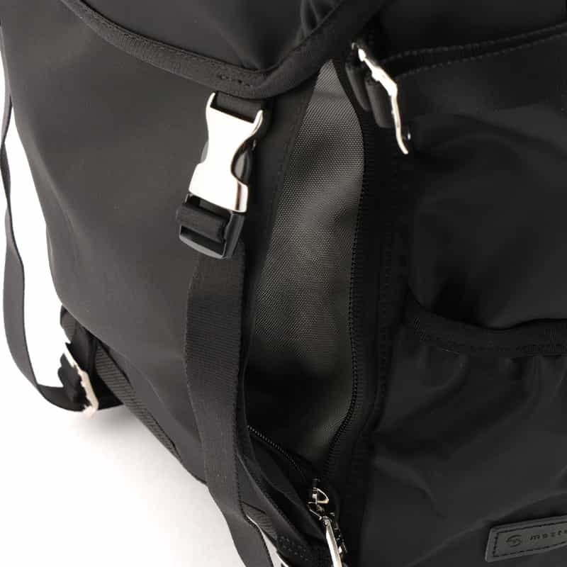 MASTER PIECE MASTER PIECE＜マスターピース＞ バーニーズ　ニューヨーク限定 ナイロンバッグパック BLACK