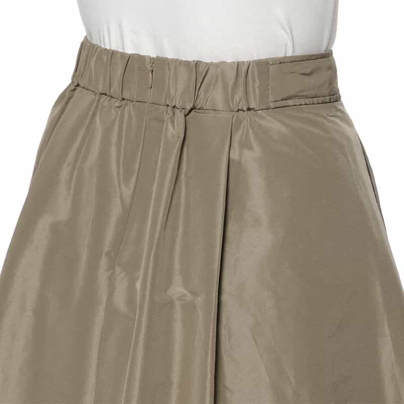 BARNEYS NEW YORK ウォッシャブル シャイニータフタ素材ボリュームタックスカート BROWN