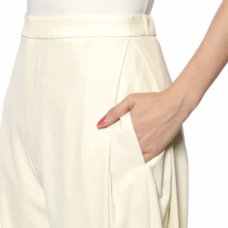 BARNEYS NEW YORK ウォッシャブル サイドタックサルエルパンツ WHITE