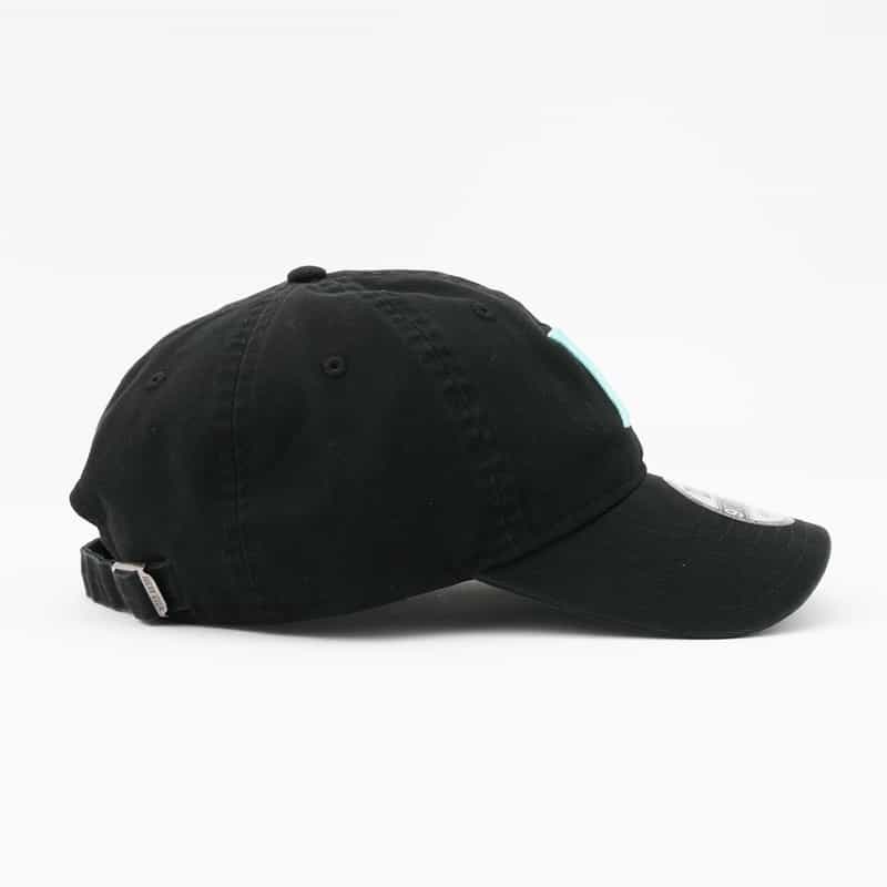 BARNEYS NEW YORK "BARNEYS" NEW ERA ロゴキャップ BLACK