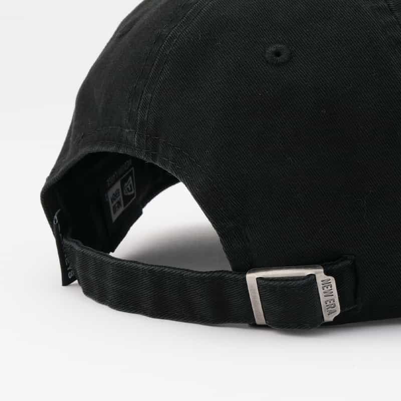 BARNEYS NEW YORK "BARNEYS" NEW ERA ロゴキャップ BLACK