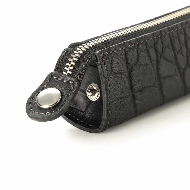 BARNEYS NEW YORK ペンケース（ホリデー限定カラー） BLACK