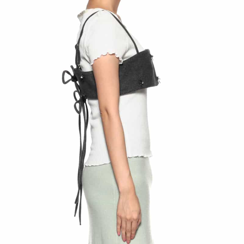 ATELIER EDITION ATELIER EDITION ＜アトリエ エディション＞フラワー刺繍ニットビスチェ DARK GRAY