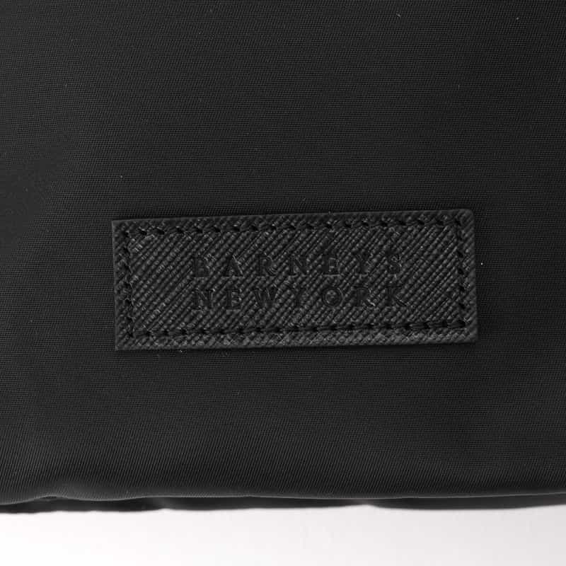 BARNEYS NEW YORK ナイロン素材PCケース BLACK