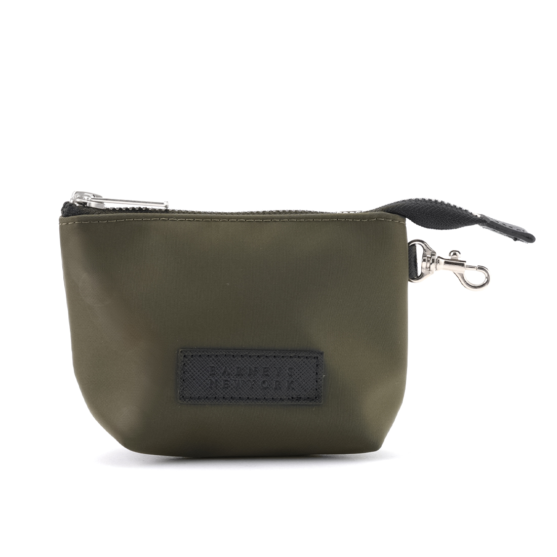 ナイロンポーチ