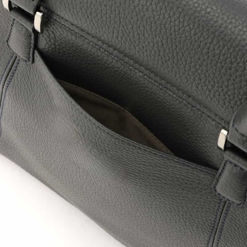 BARNEYS NEW YORK フラップ付き シュリンクレザートートバッグ NAVY