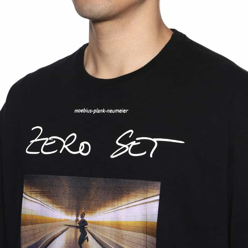 UNDERCOVER UNDERCOVER＜アンダーカバー＞プリントTシャツ BLACK