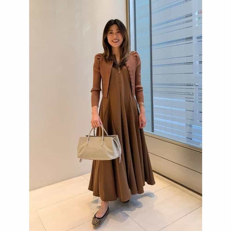 BARNEYS NEW YORK スクーバ素材ジップアップドレス BROWN