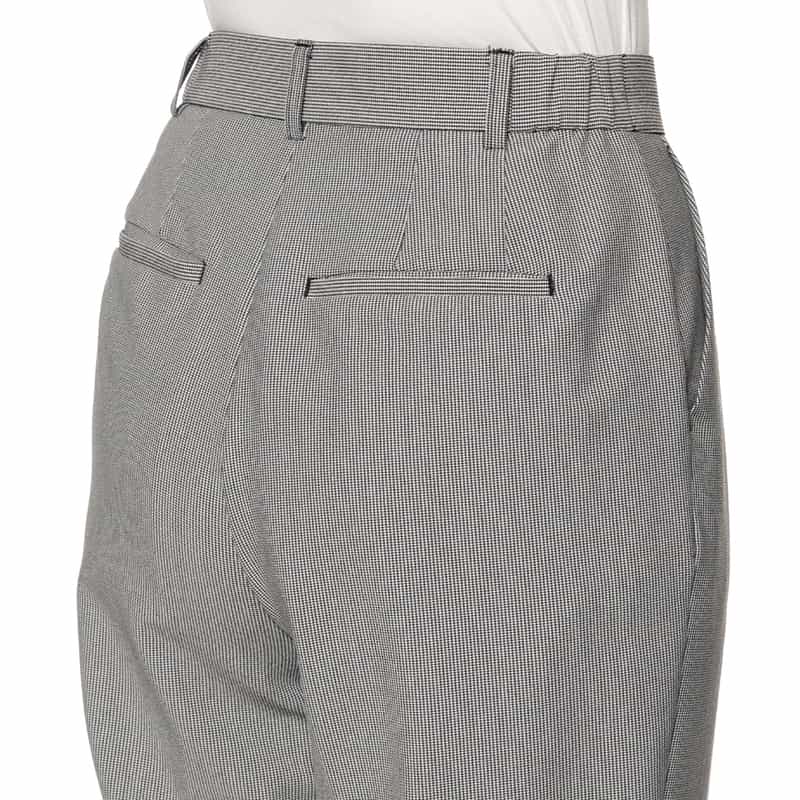 BARNEYS NEW YORK ウォッシャブル 2WAYストレッチ タック入りテーパードパンツ WHITE