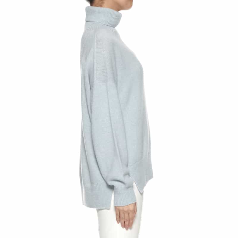 BARNEYS NEW YORK タートルネックニットプルオーバー(ロロ・ピアーナ社製カシミヤ使用) LIGHT BLUE
