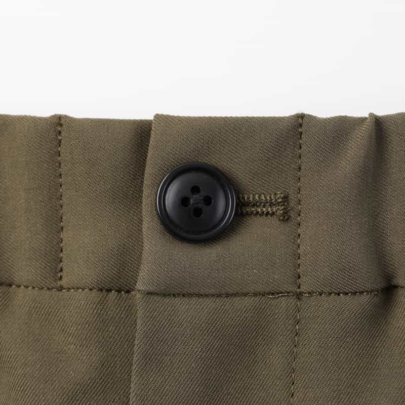 BARNEYS NEW YORK ウォッシャブル イージーパンツ KHAKI