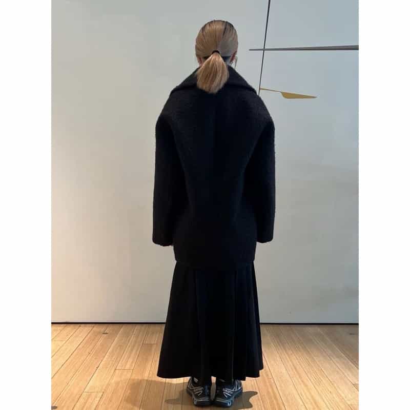 BARNEYS NEW YORK ブークレー ショートコート BLACK