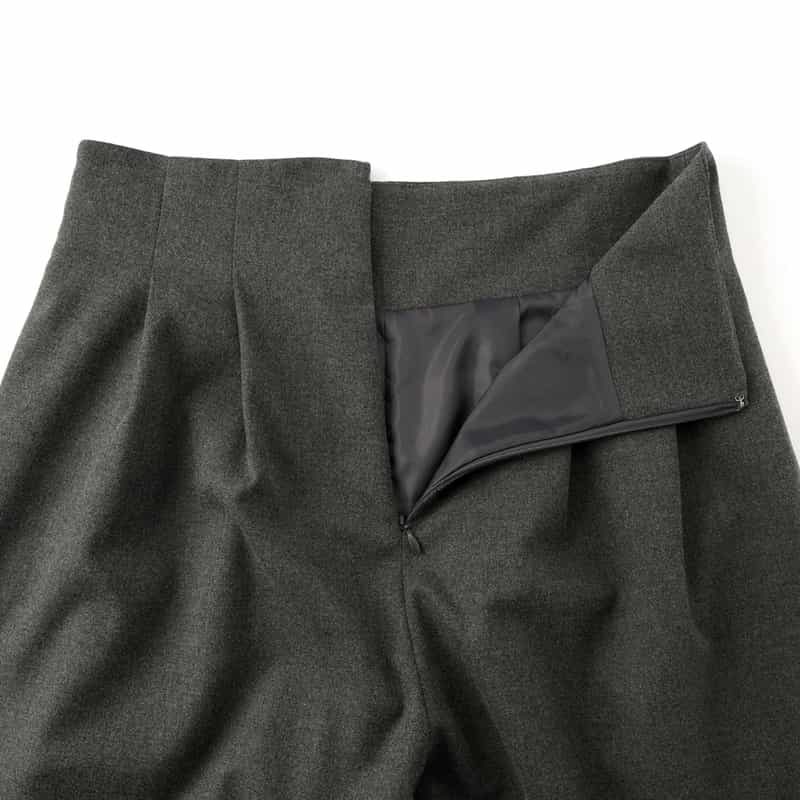 BARNEYS NEW YORK セットアップ ツイル素材  タックパンツ GRAY