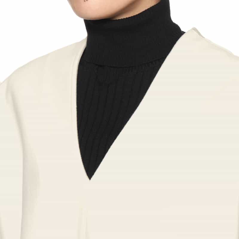 BARNEYS NEW YORK セットアップ ジャージー素材Vネックノースリーブプルオーバー WHITE