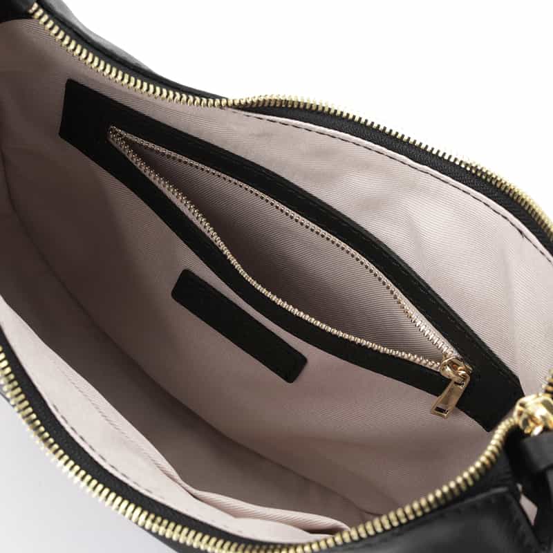 BARNEYS NEW YORK レザーショルダーバッグ BLACK