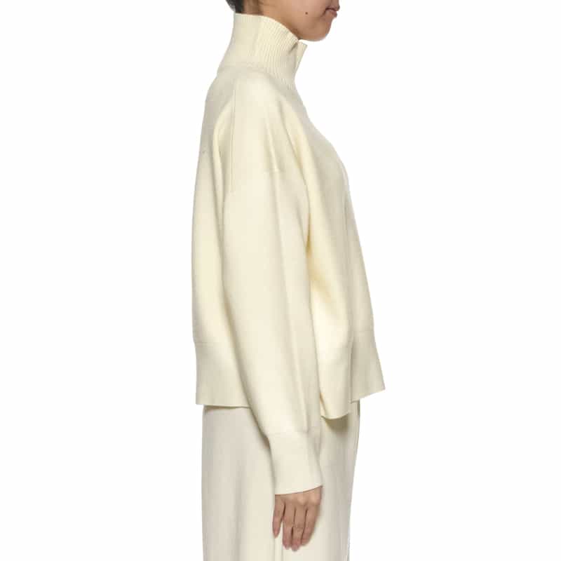 BARNEYS NEW YORK セットアップ ウォッシャブル ハイネックニットプルオーバー IVORY
