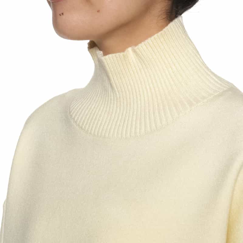 BARNEYS NEW YORK セットアップ ウォッシャブル ハイネックニットプルオーバー IVORY