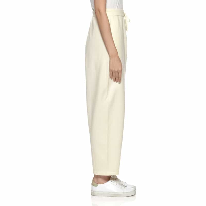 BARNEYS NEW YORK セットアップ ウォッシャブル カーブデザインニットパンツ IVORY