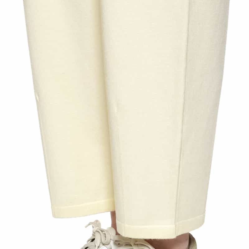 BARNEYS NEW YORK セットアップ ウォッシャブル カーブデザインニットパンツ IVORY