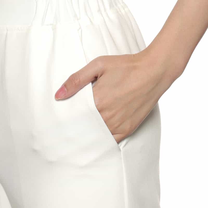 BARNEYS NEW YORK ウォッシャブル セミフレアパンツ WHITE