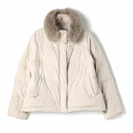 ファー付きダウンジャケット
