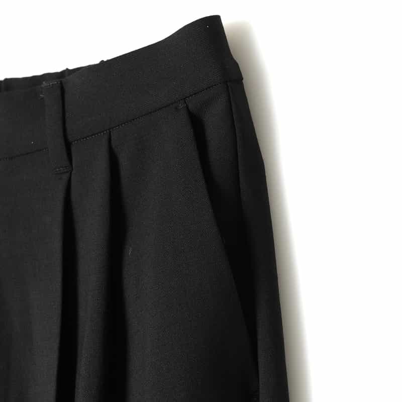 ETRE TOKYO ETRE TOKYO＜エトレ トウキョウ＞ バーニーズ　ニューヨーク限定 サイロスパンタックワイドパンツ BLACK