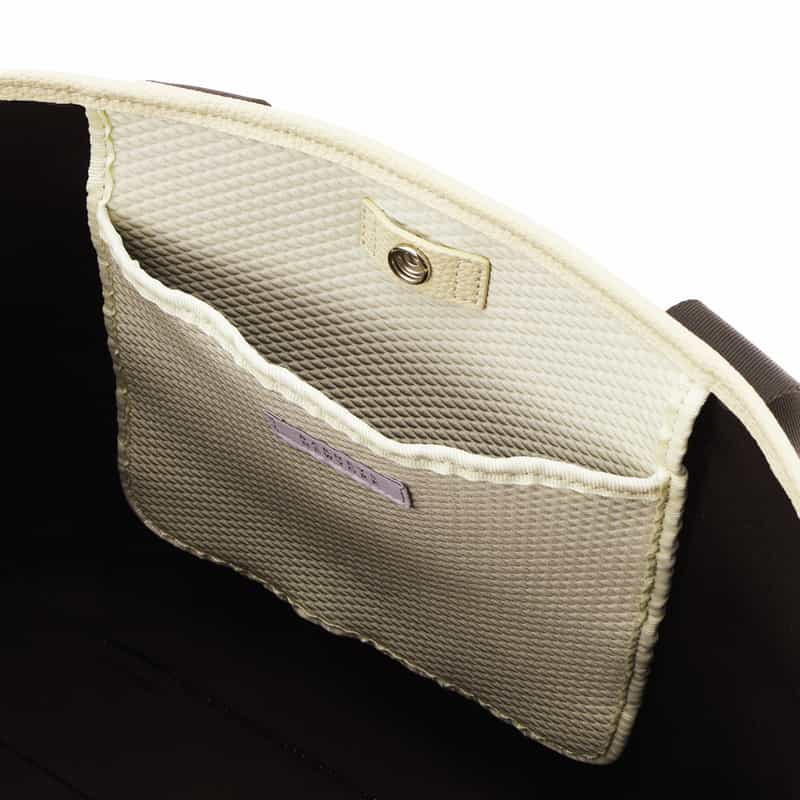 BARNEYS NEW YORK ネオプレーントートバッグ WHITE