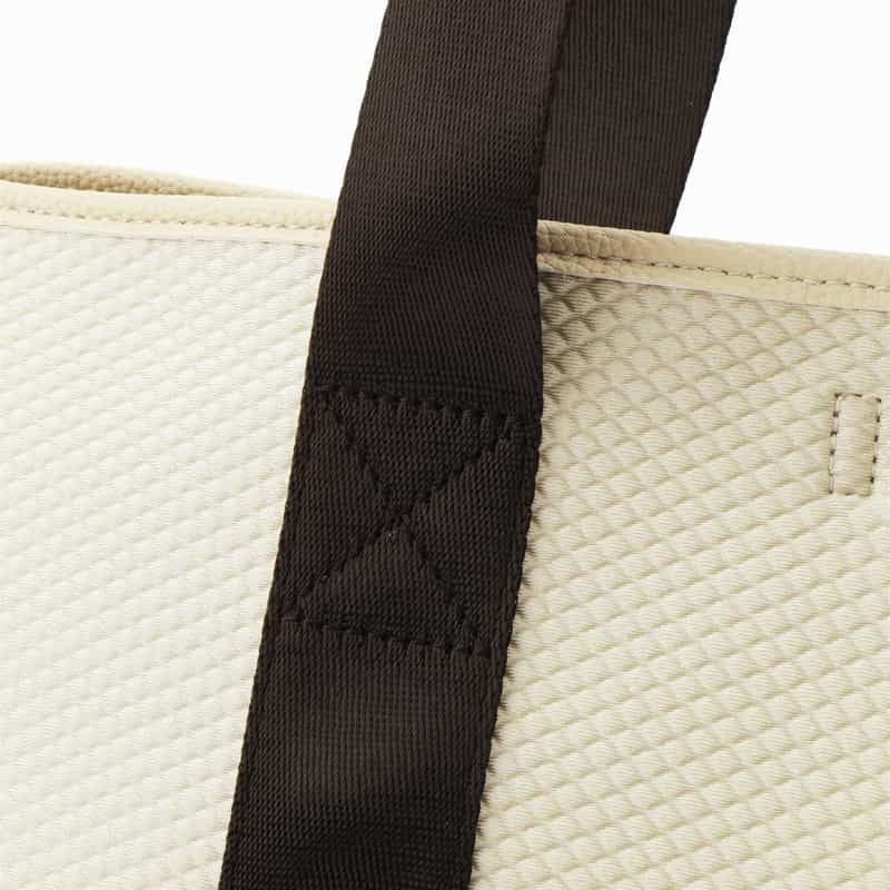 BARNEYS NEW YORK ネオプレーントートバッグ WHITE