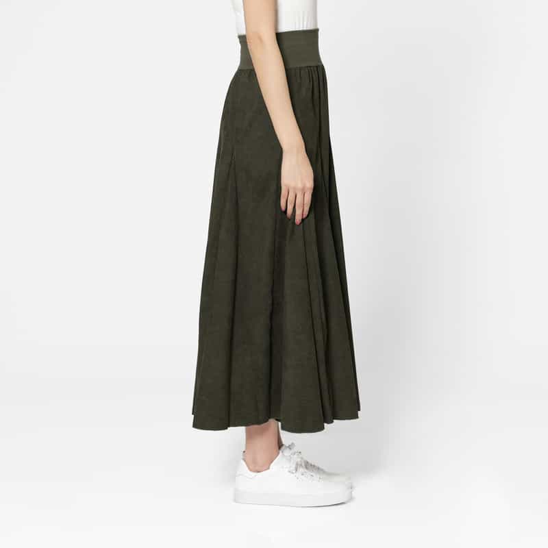 BARNEYS NEW YORK ウォッシャブル コーデュロイ素材フレアロングスカート KHAKI