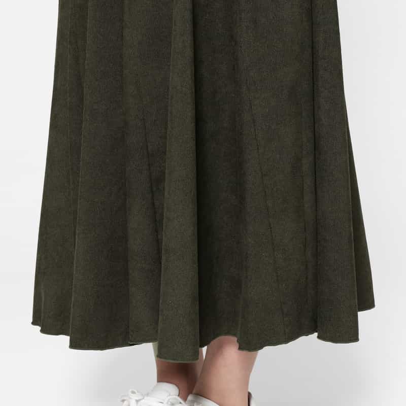 BARNEYS NEW YORK ウォッシャブル コーデュロイ素材フレアロングスカート KHAKI
