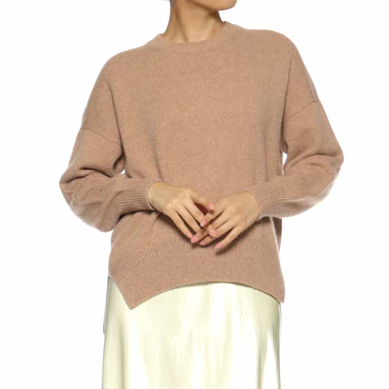 BARNEYS NEW YORK クルーネックニットプルオーバー(ロロ・ピアーナ社製カシミヤ使用) CAMEL